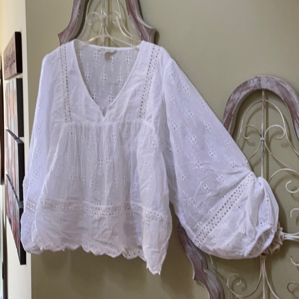 American Eagle Outfitters Lace-Trimmed White Blouse